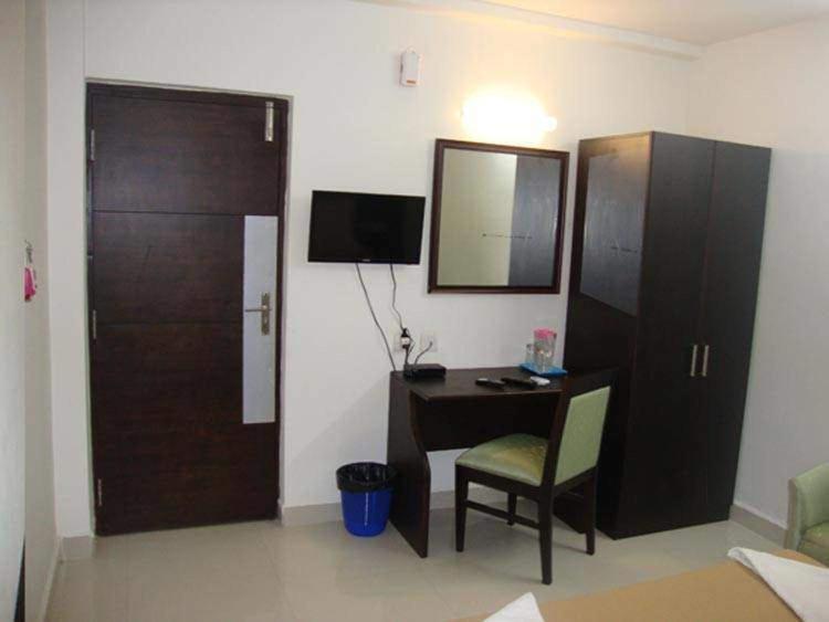 Seaqueen Residency Hotel Chennai Luaran gambar